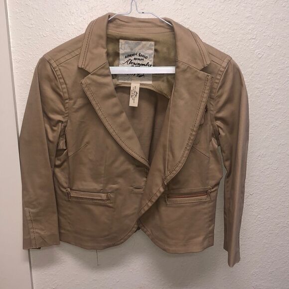 COPY - Abercrombie & Fitch jacket tan pockets - Picture 1 of 3